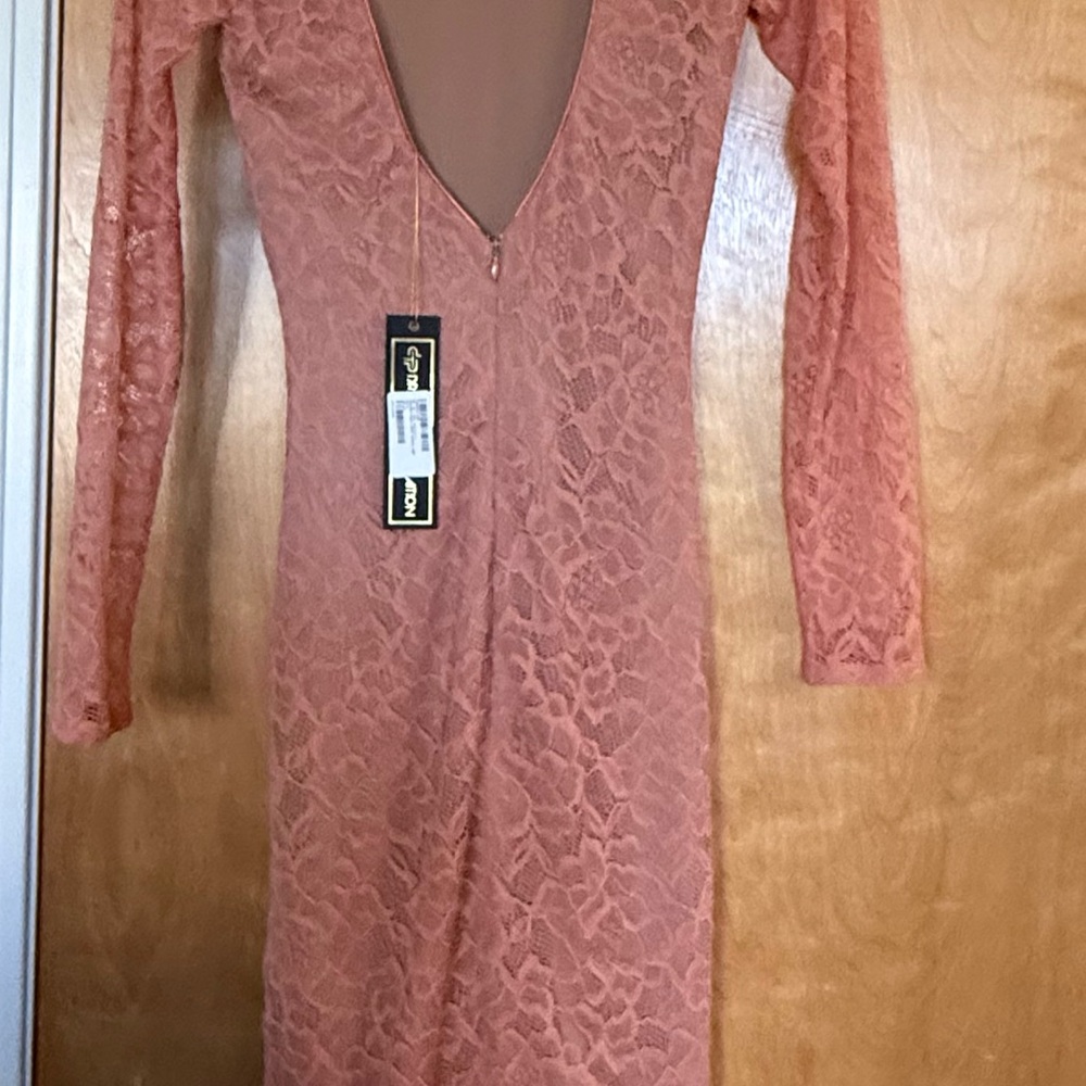 Dress - Picture 5 of 7